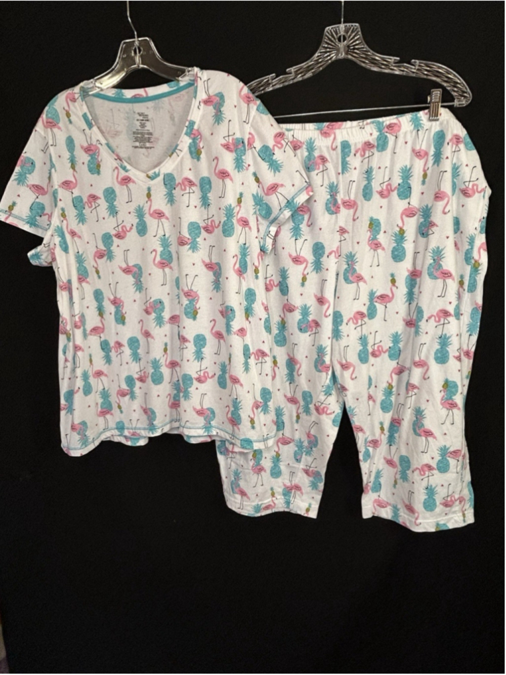 Secret Treasures Lounge Pajamas Set Capri Pants Shirt Pink Flaminos 18/20 Plus - Picture 3 of 9